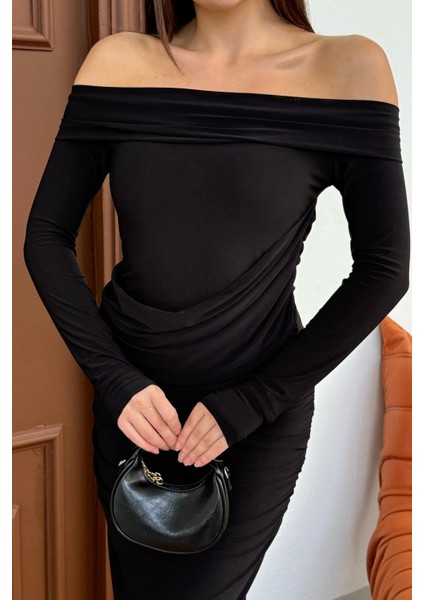 Kadın Drapeli Uzun Kollu Modonna Yaka Parmak Geçirmeli Büzgülü Detaylı Elbise fırsatları