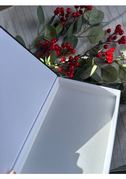 Yılbaşı Temalı Dekoratif Kitap Kutu fiyatları