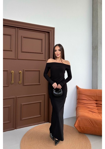 Kadın Drapeli Uzun Kollu Modonna Yaka Parmak Geçirmeli Büzgülü Detaylı Elbise fiyatları