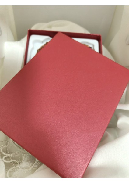 Gül ve Kelebek Motifli Vintage Ayna ve Tarak Seti fiyatları