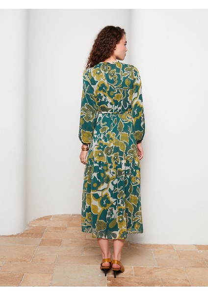 Yeni Sezon Fırfırlı Dik Yaka Desenli Uzun Kollu Elbise indirimleri