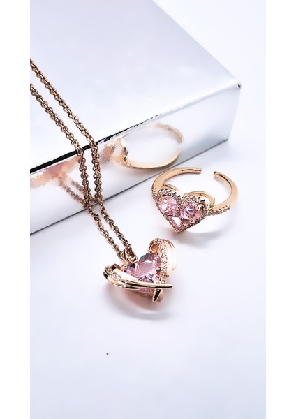 Özel Kadife Kutusunda Çelik Set fırsatları