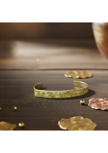 Otantik Saf Pirinç El Yapımı Kelepçe Bileklik | Yansımalı | Doğal, Enerji Desteği Kadın Bileklik fırsatları