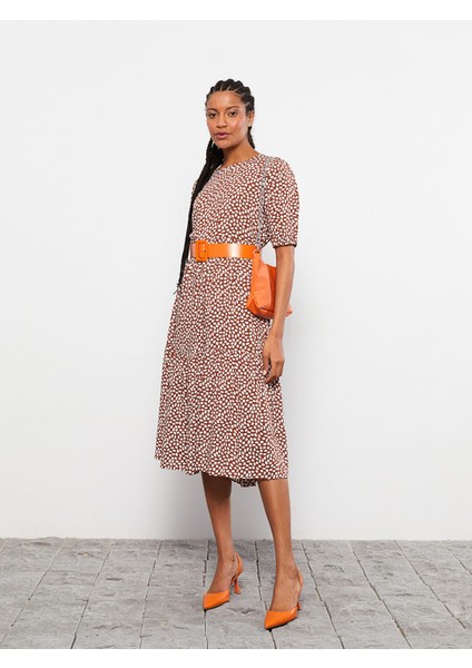 Yeni Sezon Bisiklet Yaka Desenli Kısa Kollu Viskon Elbise fiyatları