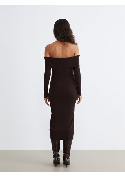 Yeni Sezon Kayık Yaka Triko Elbise fırsatları