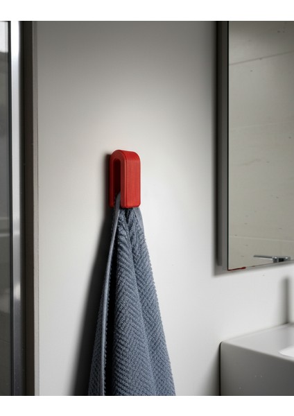 Akıllı Havlu Askısı – Otomatik Kapanan Gravity Mekanizmalı Askı Yapışkanlı