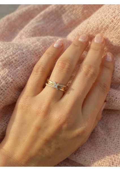 Ayarlanabilir Çelik Stella Bloom Yüzük – Gold Renk / Blooming Elegance Collection fiyatları