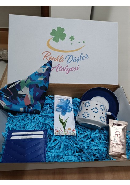 Hediye Kutusu Kadınlara Özel Yeni Yıl Hediye Seti Kahve Seti Kurumsal Hediye Kahve Kupası, Fular, Kartlık Cüzdan, Lotus Toka, Mehmet Efendi