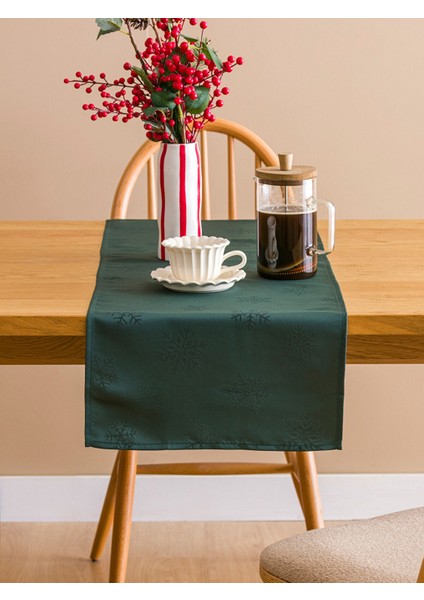 Yeni Sezon Kar Tanesi Nakışlı Runner 40X120 cm