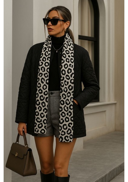 Kadın Leopar Desenli Çift Taraflı Triko Atkı