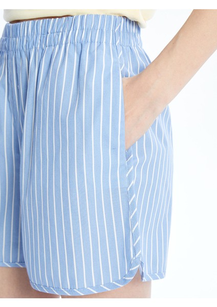 Yeni Sezon Beli Lastikli Çizgili Kadın Şort modelleri