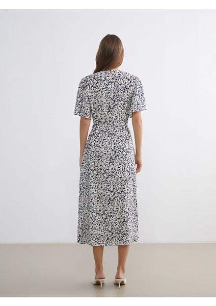 Yeni Sezon V Yaka Çiçekli Belden Oturtmalı Elbise fırsatları