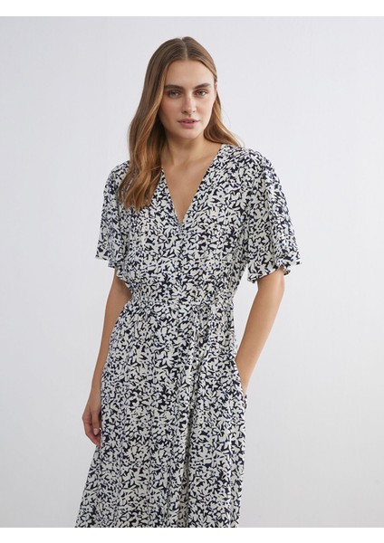 Yeni Sezon V Yaka Çiçekli Belden Oturtmalı Elbise fiyatları