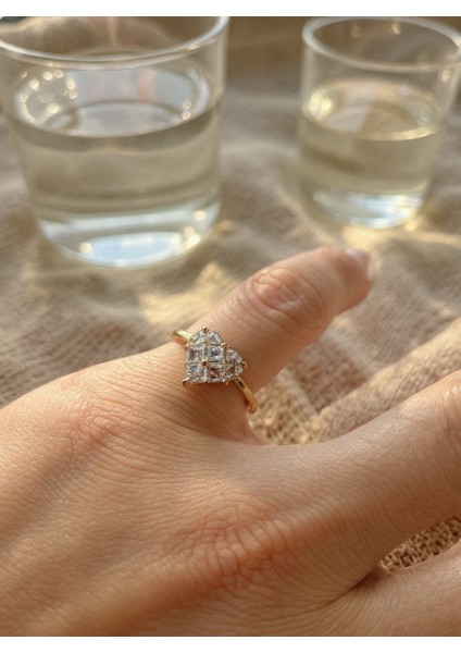 Ayarlanabilir Çelik Crystal Heart Yüzük – Gold Renk / Luna Love Collection