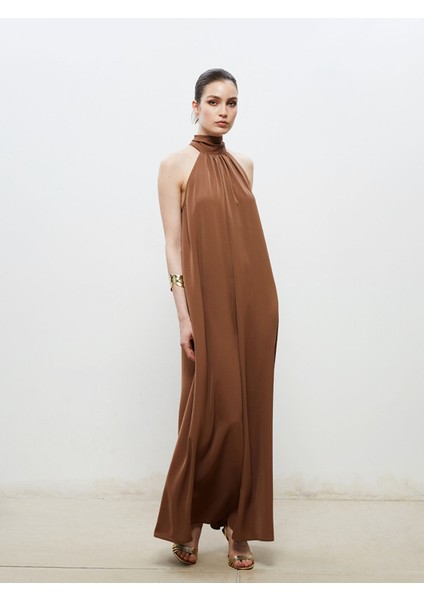 Yeni Sezon Halter Yaka Büzgülü Abiye Elbise