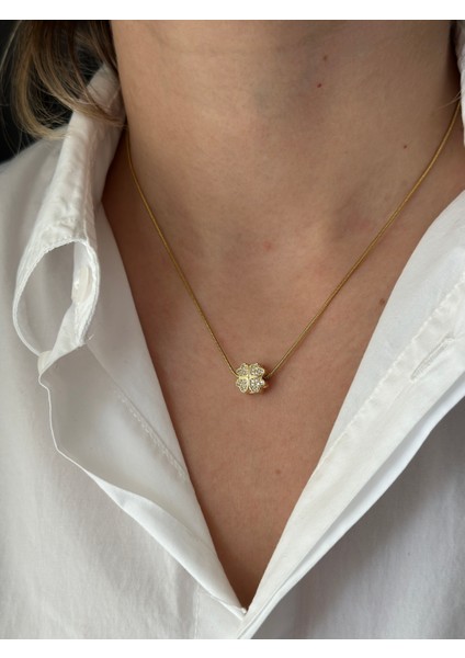 Dört Yapraklı Yonca Çelik Kolye