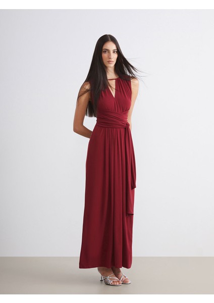 Yeni Sezon Bisiklet Yaka Pencere Detaylı Büzgülü Abiye Elbise fiyatları