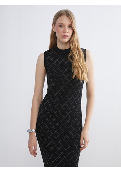 Yeni Sezon Dik Yaka Taşlı Elbise