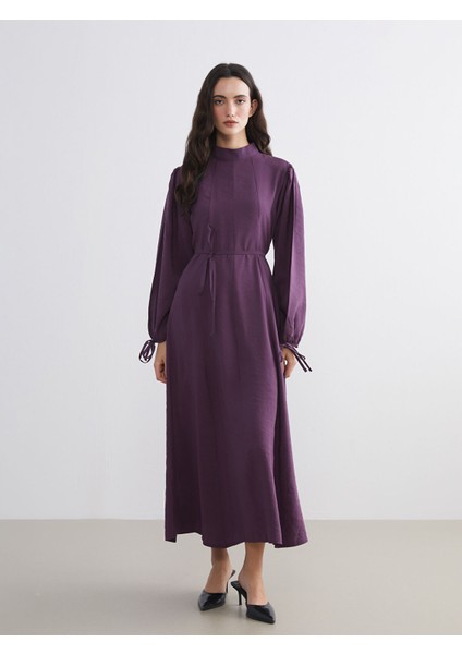 Yeni Sezon Dik Yaka Modal Karışımlı Belden Oturtmalı Elbise