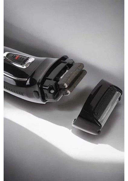 Şarjlı Paslanmaz Çelik Bıçaklı ve Kablosuz Saç Sakal Tıraş Makinesi modelleri