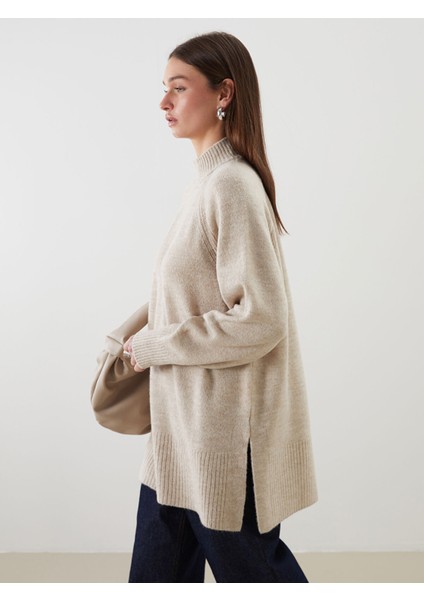 Yeni Sezon Dik Yaka Oversize Kadın Triko Tunik