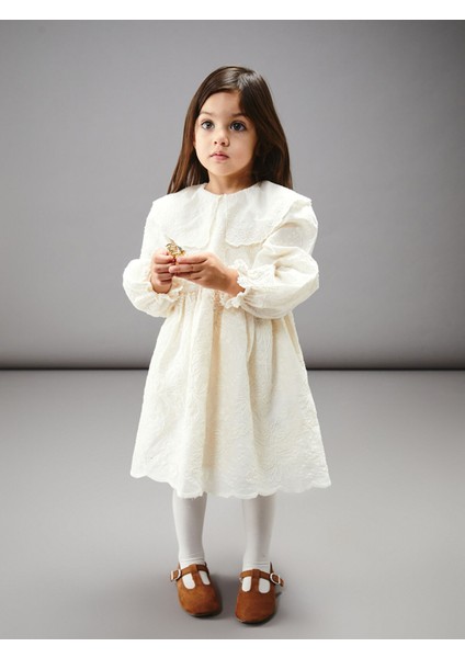 Yeni Sezon Bebe Yaka Nakışlı Kız Bebek Elbise