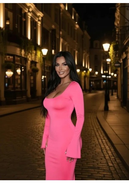 Kadın Uzun Kollu Kare Yaka Volanlı Manşet Detay Maxi Boy Elbise