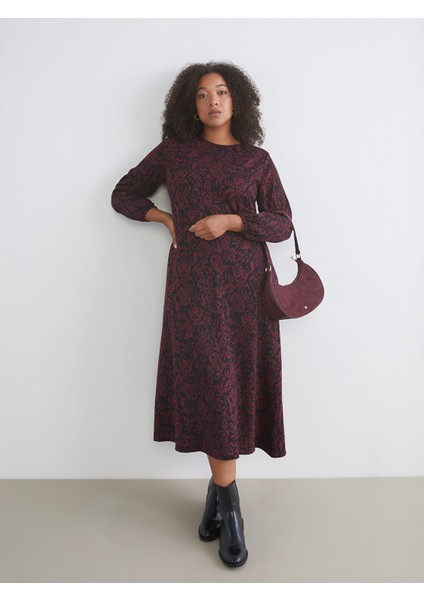 Yeni Sezon Büyük Beden Bisiklet Yaka Desenli Elbise fiyatları