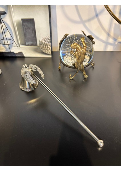 Sarılan Melek Kanatlı Mum Söndürücü-Gümüş