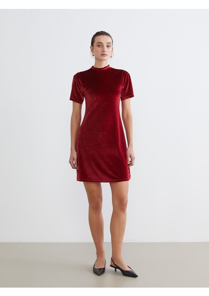 Yeni Sezon Dik Yaka A Kesim Kadife Mini Elbise fiyatları
