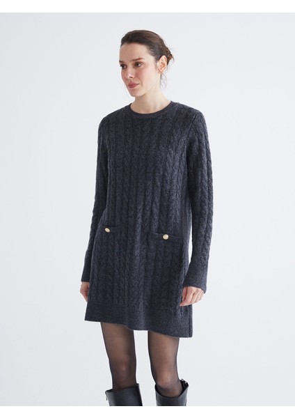 Yeni Sezon Bisiklet Yaka Kendinden Desenli Mini Triko Elbise