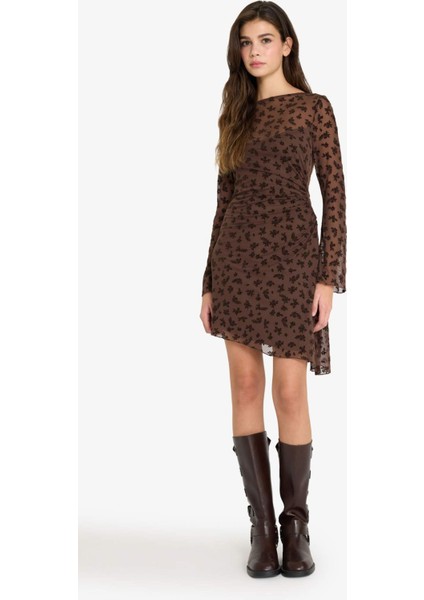 Kayık Yaka Dantel Detaylı Tül Uzun Kollu Mini Elbise G5958AX25WN fiyatları