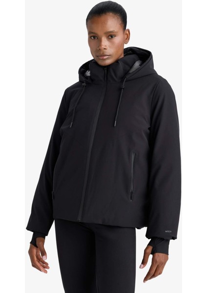 Su İtici Regular Fit Kapüşonlu Fermuarlı İçi Polarlı Mont E9267AX25WN modelleri