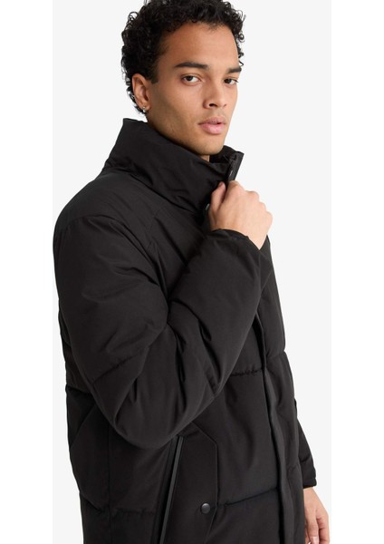 Su İtici Regular Fit Dik Yaka İç Cepli Fermuarlı Cepli Mont F5711AX25WN modelleri