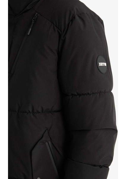 Su İtici Regular Fit Dik Yaka İç Cepli Fermuarlı Cepli Mont F5711AX25WN indirimleri