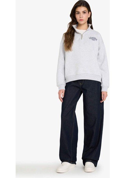 Oversize Geniş Kalıp Yarım Fermuarlı Baskılı Sweatshirt G3716AX25WN fiyatları