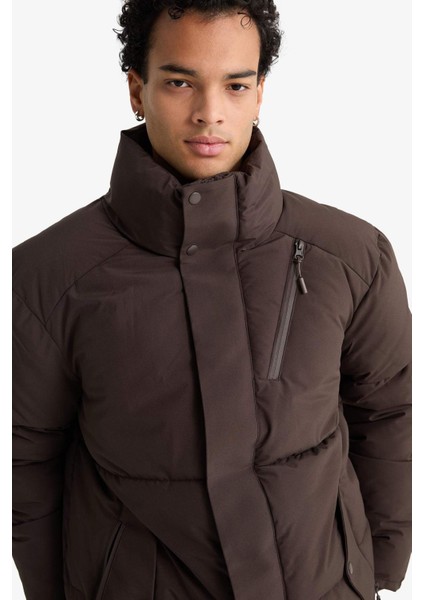 Su İtici Regular Fit Dik Yaka İç Cepli Fermuarlı Cepli Mont F5711AX25WN