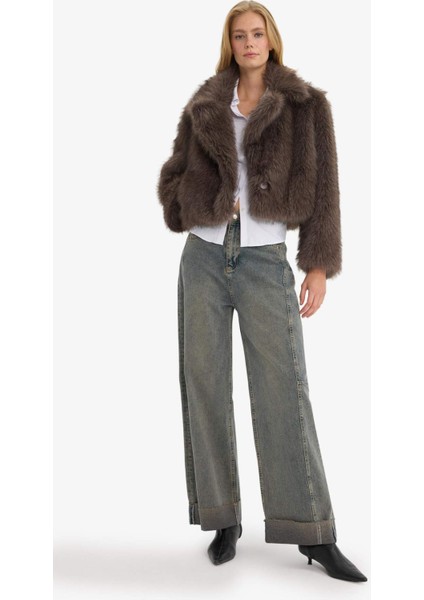 Regular Fit Düğmeli Kısa Suni Kürk F2921AX25WN fiyatları