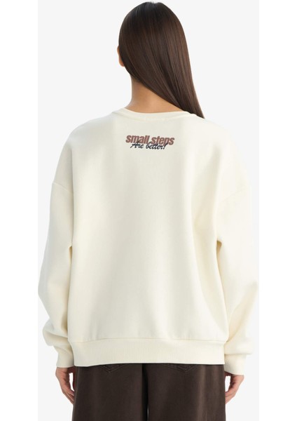 Oversize Geniş Kalıp Bisiklet Yaka Baskılı Sweatshirt G3886AX25WN indirimleri