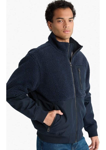 Regular Fit Triko Detaylı İç Cepli Pelüş Mont F5048AX25WN modelleri