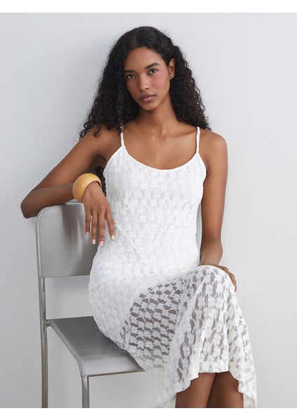 Yeni Sezon U Yaka Askılı Dantelli Elbise