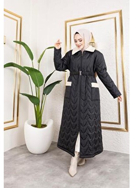 Kadın Kapitone Mont Siyah Renkli Kürklü Yaka ve Cepli Tasarım