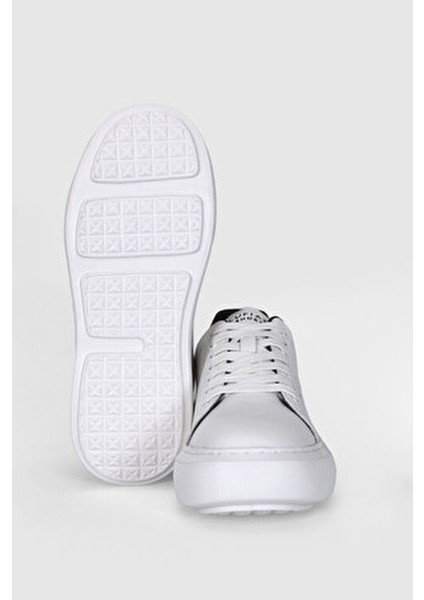 Amy Kadın Sneaker Ayakkabı Beyaz Modern Tasarım ve Rahat Kullanım İçin fırsatları