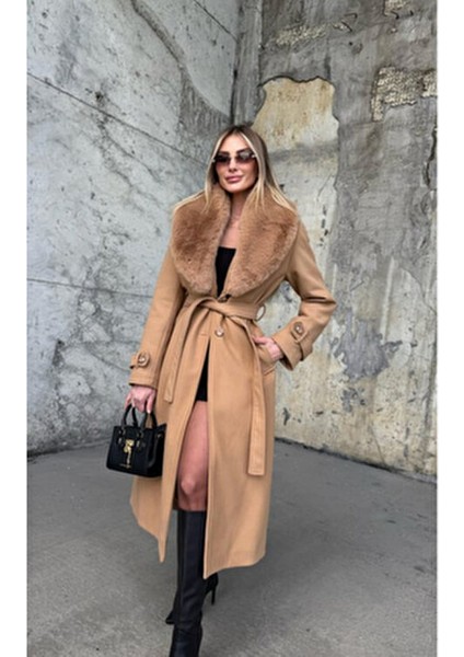Kadın Kaşe Kaban Camel Renk ve Yaka Kürk Detaylarıyla Şık Tasarım fırsatları