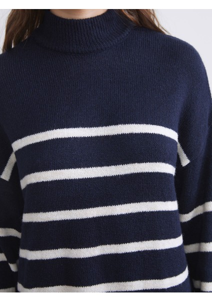 Yeni Sezon Dik Yaka Çizgili Triko Elbise modelleri