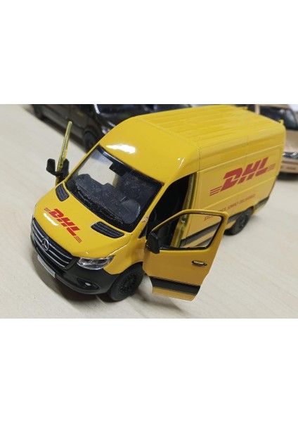 Kinsmart Oyuncak Metal Model Araba 1/36 Çek Bırak Mercedes Benz Dhl Kargo Aracı fiyatları