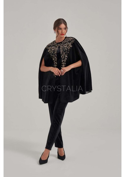Pelerinli Taş Nakış Işlemeli Siyah Kadife Takım