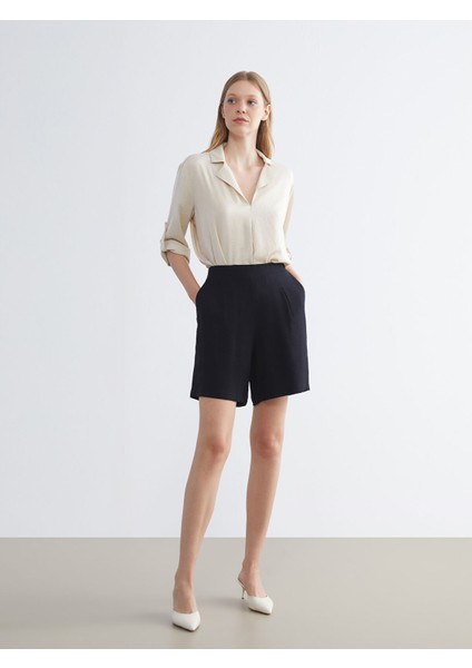Yeni Sezon Beli Lastikli Kadın Pileli Şort