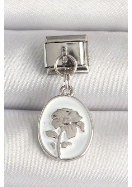 316L Çelik Gümüş Renk Çiçek Işlemeli Beyaz Portre Model Nomination Charm