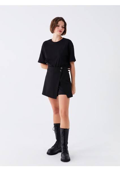 Yeni Sezon Standart Fit Kadın Şort Etek